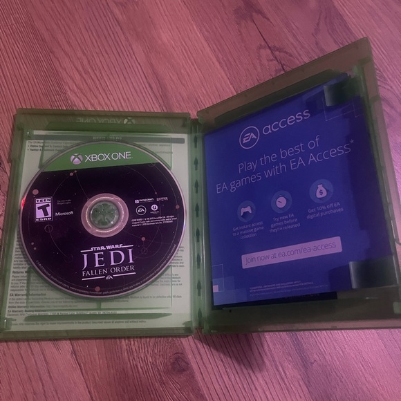 Star Wars Jedi Fallen Order Game for XBOX ONE Used Great Condition - Picture 2 of 2